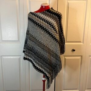 Woven Heart Zig Zag Poncho OS